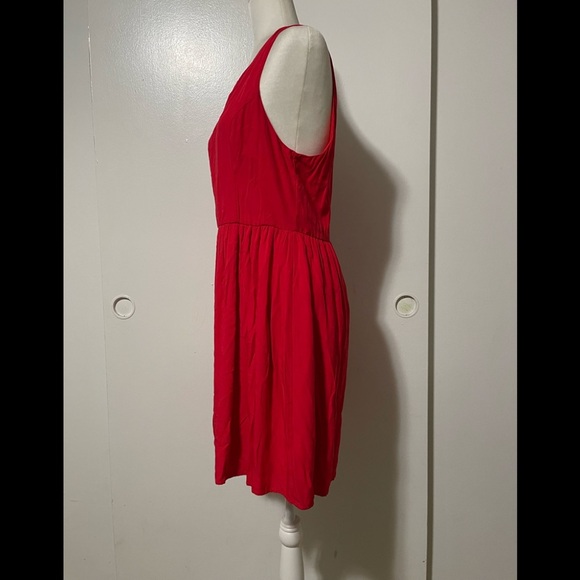 Everly red dress - Picture 2 of 5